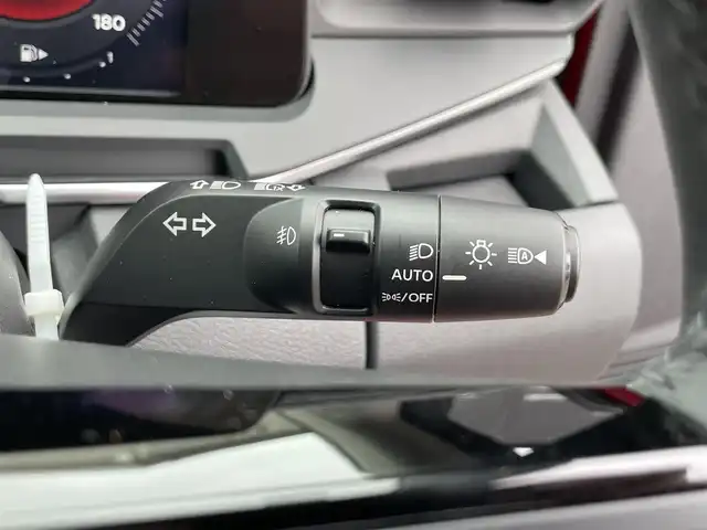 日産 オーラ G 香川県 2023(令5)年 1.5万km ガーネットレッド/スーパーブラック 2トーン 登録時走行距離：14519km/ワンオーナー　/純正ナビ（ＡｐｐｌＣａｒＰｌａｙ・ＡｎｄｒｏｉｄＡｕｔｏ・ＢＴ・フルセグ・HDMI）/ＵＳＢ入力端子　/全周囲カメラ　/ビルトインＥＴＣ２．０　/純正前後ドライブレコーダー　/前後クリアランスソナー/衝突軽減ブレーキ/車線維持支援システム/レーンディパーチャーアラート/アダブティブクルーズコントロール/ブラインドスポットモニター/ロードサインアシスト/駐車時支援パーキングサポートシステム/横滑り防止/インテリジェントルームミラー/BOSEサウンド/純正フロアマット/ハーフレザーシート/オートライト/オートマチックハイビーム/LEDヘッドライト/フォグライト/スマートキー/プッシュスタート/スペアキー1本/保証書/取扱説明書