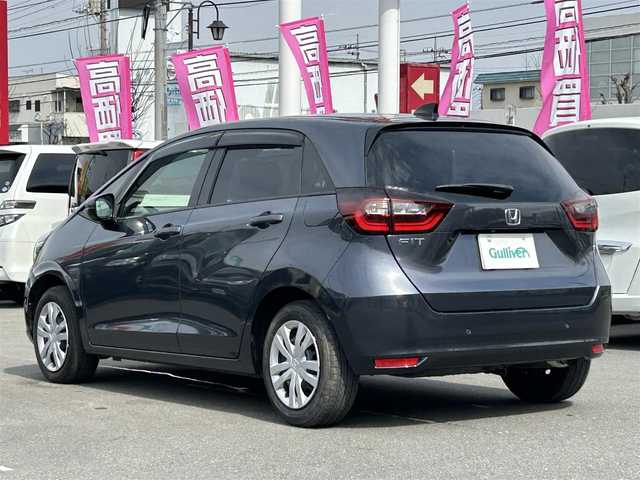 ホンダ フィット ホーム 群馬県 2024(令6)年 0.2万km メテオロイドグレーメタリック 社外ナビ/　・CD/DVD/BT/　・USB/ipod/SD/　・AM/FM/LEDヘッドライト/クルーズコントロール/前後録画ドライブレコーダー/オートライト/スマートキー/ステアリングスイッチ/電動格納ウインカーミラー/純正フロアマット/純正ドアバイザー