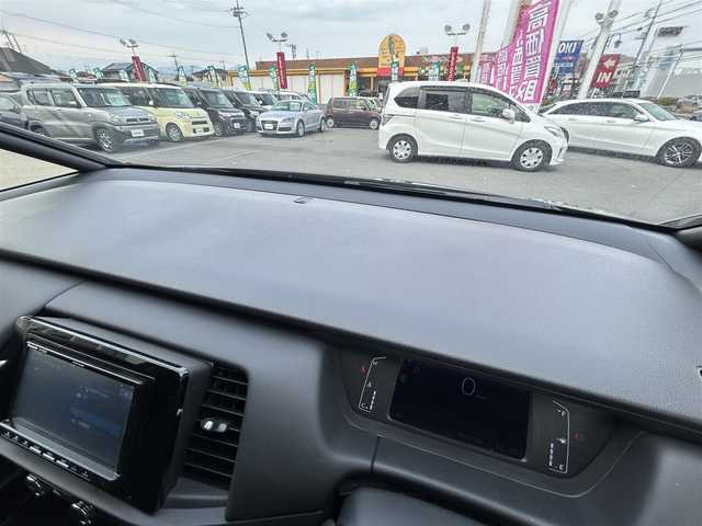 ホンダ フィット ホーム 群馬県 2024(令6)年 0.2万km メテオロイドグレーメタリック 社外ナビ/　・CD/DVD/BT/　・USB/ipod/SD/　・AM/FM/LEDヘッドライト/クルーズコントロール/前後録画ドライブレコーダー/オートライト/スマートキー/ステアリングスイッチ/電動格納ウインカーミラー/純正フロアマット/純正ドアバイザー