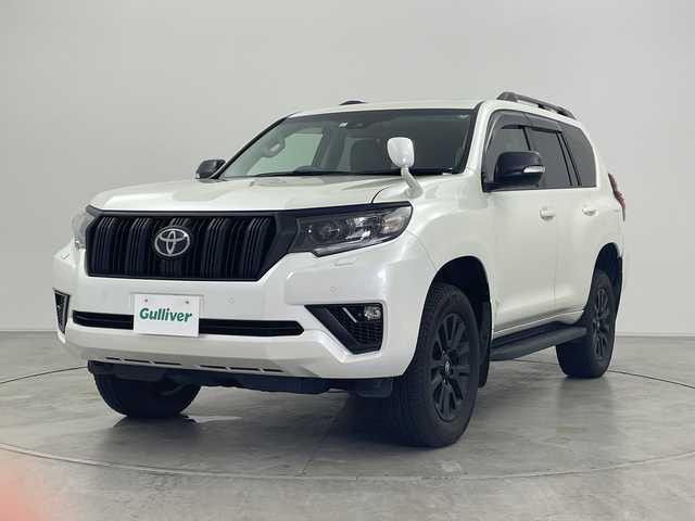 トヨタ ランドクルーザー プラド TX Lパッケージ マットブラED 群馬県 2023(令5)年 3.3万km ホワイトパールクリスタルシャイン サンルーフ　純正９型ナビ　バックカメラ　ウッドコンビステアリング　ルーフレール　黒革シート　エアシート　シートヒーター　ＥＴＣ２．０　ドラレコ　アダプティブクルーズコントロール　ＬＥＤライト　禁煙車