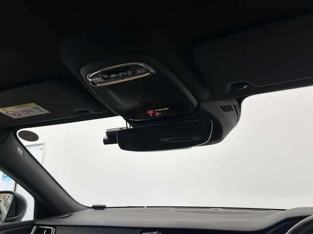 ボルボ Ｖ６０ T5 モメンタム 岡山県 2018(平30)年 4.3万km オニキスブラックP 純正SENSUSナビ/Rカメラ/Bluetooth/アップルカープレイ/パワーテールゲート/LEDヘッドライト/オートライト/AHB/オートワイパー/本革シート/シートヒーター/ACC/BLIS/ロードサインインフォメーション/レーンキーピングエイド/クロストラフィックアラート/パークアシスト/ドラレコ/ETC/衝突回避