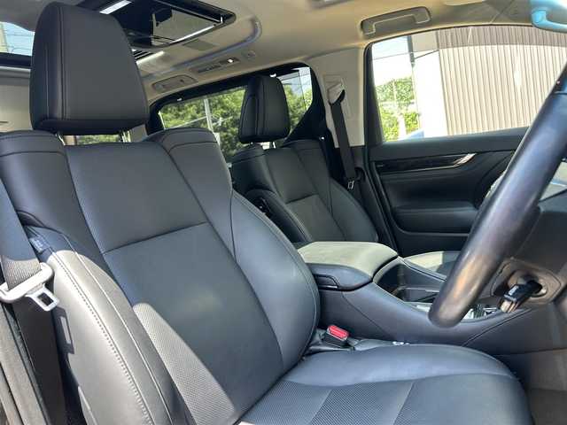 トヨタ アルファード S Cパッケージ 大阪府 2021(令3)年 3.4万km ブラック サンルーフ/後席モニター/黒革/パワーシート/Dシートメモリ/エアシートヒーター/ステアリングヒーター/純正ナビ/TV/360度カメラ/純正18インチAW/クリアランスソナー/ブラインドスポット/電動リアゲート/ETC/ドラレコ