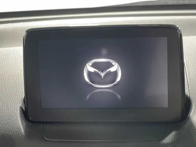 マツダ デミオ XD ツーリング 広島県 2017(平29)年 4.6万km ソニックシルバーM 禁煙車/純正ナビ/全周囲カメラ/シートヒーター/ヘッドアップディスプレイ/レーダークルーズコントロール/ＥＴＣ/前後ドラレコ/パドルシフト/コーナーセンサー/オートマチックハイビーム/レーンキープ/衝突被害軽減システム/エアバッグ(運転席/助手席/サイド/カーテン)/純正16インチアルミホイール(185/60/R16)
