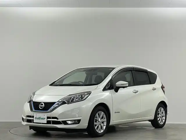 日産 ノート e－パワー メダリスト 埼玉県 2018(平30)年 1.3万km ブリリアントホワイトパール 純正ナビ Bluetooth フルセグTV アラウンドビューモニター デジタルインナーミラー オートハイビーム ドライブレコーダー インテリジェントクルーズコントロール コーナーセンサーETC LED