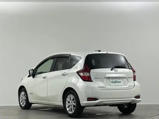 日産 ノート e－パワー メダリスト 埼玉県 2018(平30)年 1.3万km ブリリアントホワイトパール 純正ナビ Bluetooth フルセグTV アラウンドビューモニター デジタルインナーミラー オートハイビーム ドライブレコーダー インテリジェントクルーズコントロール コーナーセンサーETC LED