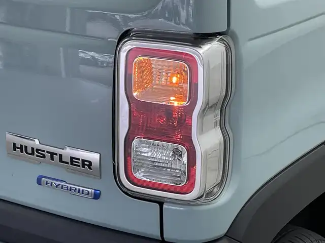 スズキ ハスラー HYBRID X 福井県 2020(令2)年 3.7万km オフブルーM ４WD/社外７インチナビ【CN-RE06WD】/CD/DVD/フルセグTV/Bluetooth/AM/FM/バックカメラ /ETC/スズキセーフティサポート/・衝突軽減ブレーキ/・オートライト/・車線維持支援機能/・車線逸脱警報機能 /プッシュスタート /シートヒーター /ダンヒルアシストコントロール/革巻きステアリング/ステアリングリモコン/ステアリングチルド機構/LED/フォグランプ