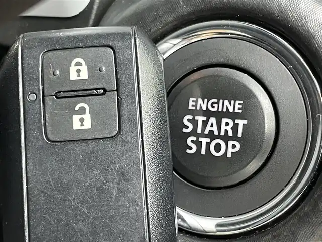 スズキ ハスラー HYBRID X 福井県 2020(令2)年 3.7万km オフブルーM ４WD/社外７インチナビ【CN-RE06WD】/CD/DVD/フルセグTV/Bluetooth/AM/FM/バックカメラ /ETC/スズキセーフティサポート/・衝突軽減ブレーキ/・オートライト/・車線維持支援機能/・車線逸脱警報機能 /プッシュスタート /シートヒーター /ダンヒルアシストコントロール/革巻きステアリング/ステアリングリモコン/ステアリングチルド機構/LED/フォグランプ