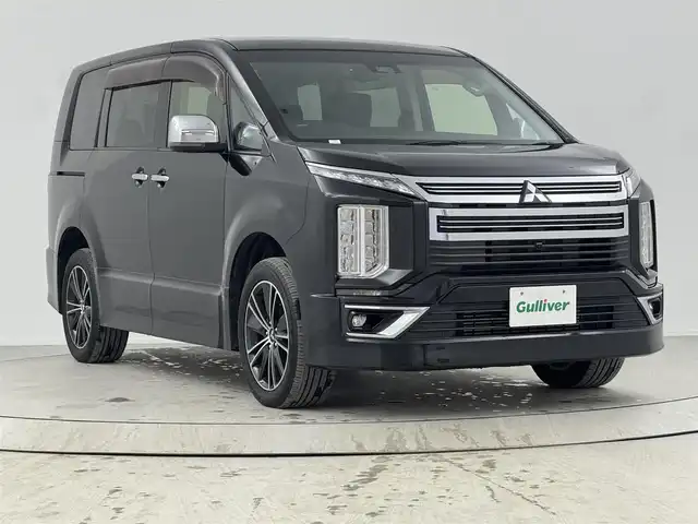 三菱 デリカＤ：５ アーバンギア G 熊本県 2019(平31)年 6.6万km 黒 衝突軽減ブレーキ/レーンキープアシスト/レーダークルーズコントロール/全方位カメラ/１０型ナビ　（フルセグ/Bluetooth/CD/DVD/FM/AM/HDMI）/ETC/ステアリングスイッチ/パドルシフト/シートカバー/両側パワースライドドア/アイドリングストップ/スマートキー/電動格納ミラー/LEDヘッドライト/フォグライト/前方ドライブレコーダー/純正フロアマット/純正サイドバイザー/純正18インチアルミホイール