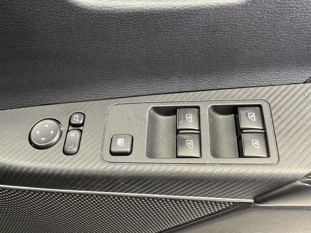 三菱 デリカＤ：５ アーバンギア G 熊本県 2019(平31)年 6.6万km 黒 衝突軽減ブレーキ/レーンキープアシスト/レーダークルーズコントロール/全方位カメラ/１０型ナビ　（フルセグ/Bluetooth/CD/DVD/FM/AM/HDMI）/ETC/ステアリングスイッチ/パドルシフト/シートカバー/両側パワースライドドア/アイドリングストップ/スマートキー/電動格納ミラー/LEDヘッドライト/フォグライト/前方ドライブレコーダー/純正フロアマット/純正サイドバイザー/純正18インチアルミホイール