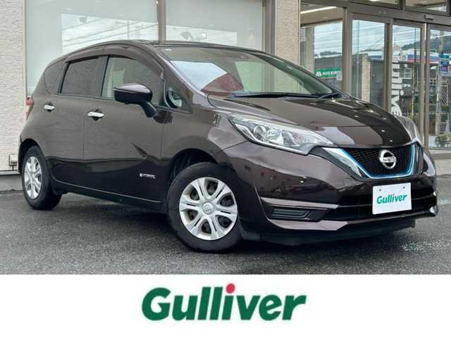 日産 ノート e－パワー X 大阪府 2017(平29)年 10.6万km 茶 ワンオーナー/純正ナビ/（フルセグ／ＢＴ／ＣＤ／ＤＶＤ）/バックカメラ/衝突軽減/横滑り機能/レーンキープ/車両接近装置/純正フロアマット/純正１４インチアルミキャップ/ドラレコ/取扱説明書