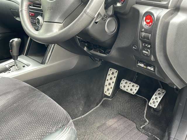 スバル フォレスター tS 東京都 2011(平23)年 6.9万km サテンホワイトパール AWD/社外ナビ（AVIC-HRZ900)/フルセグTV・DVD再生機能あり/クルーズコントロール/パドルシフト/パワーシート(D＋N席）/シートヒーター(D＋N席）/HIDライト/フロントSTIエアロ/フロントドライブレコーダー/STI１７インチアルミ/スタッドレスタイヤ積込