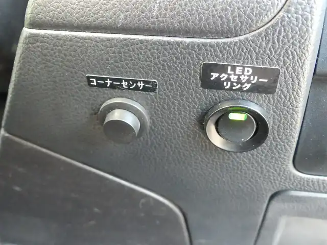 スバル アウトバック リミテッド 千葉県 2017(平29)年 7.7万km ダークブルーパール アイサイト/スバルリヤビークルディテクション/ブラックレザーシート/前席パワーシート/シートヒーター/ダイヤトーンサウンドナビ/地デジTV/【DVD/CD再生機能　Bluetooth接続】/フロント/サイド/バックカメラ/フリップダウンモニター/革巻きステアリング/ステアリングスイッチ/パドルシフト/ETC/LEDヘッドライト/フォグライト/ウインカーミラー/純正18インチアルミホイル/サイド/カーテンエアバッグ/キーレスアクセス