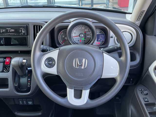 ホンダ Ｎ ＯＮＥ スタンダード ローダウン L 千葉県 2018(平30)年 2.5万km クリスタルブラックパール カーオーディオ/(CD/USB/AM/FM)/横滑り防止装置/ビルトインETC/アイドリングストップ/HIDヘッドライト/オートライト/ウィンカーミラー/電動格納ミラー/社外14インチAW/シートリフター/プッシュスタート/スマートキー/フロアマット/取扱説明書/保証書