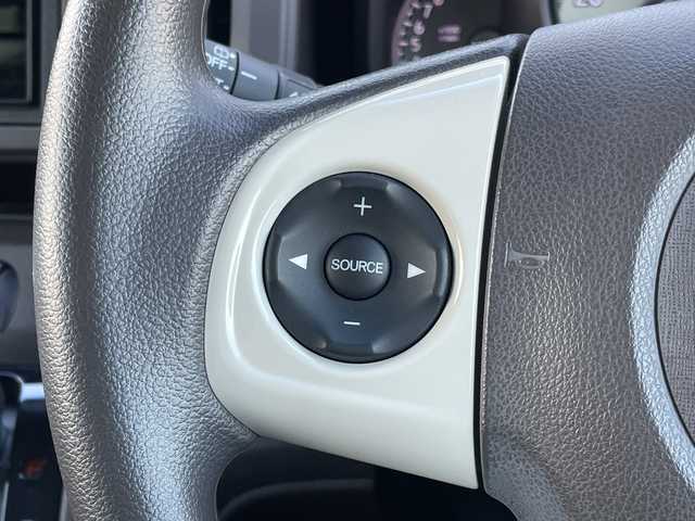 ホンダ Ｎ ＯＮＥ スタンダード ローダウン L 千葉県 2018(平30)年 2.5万km クリスタルブラックパール カーオーディオ/(CD/USB/AM/FM)/横滑り防止装置/ビルトインETC/アイドリングストップ/HIDヘッドライト/オートライト/ウィンカーミラー/電動格納ミラー/社外14インチAW/シートリフター/プッシュスタート/スマートキー/フロアマット/取扱説明書/保証書