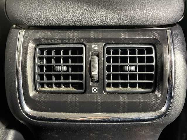 トヨタ クラウン ハイブリッド アスリートS 福岡県 2015(平27)年 9.6万km プレシャスブラックパール 純正HDDナビゲーション/フルセグテレビ/バックカメラ/パワーシート/本革シート/ETC/ハンドルヒーター/シートヒーター/シートクーラー/ドライブレコーダー前後/純正18インチアルミホイール/オートライト/スマートキー/プッシュスタートエンジン/ドアバイザー