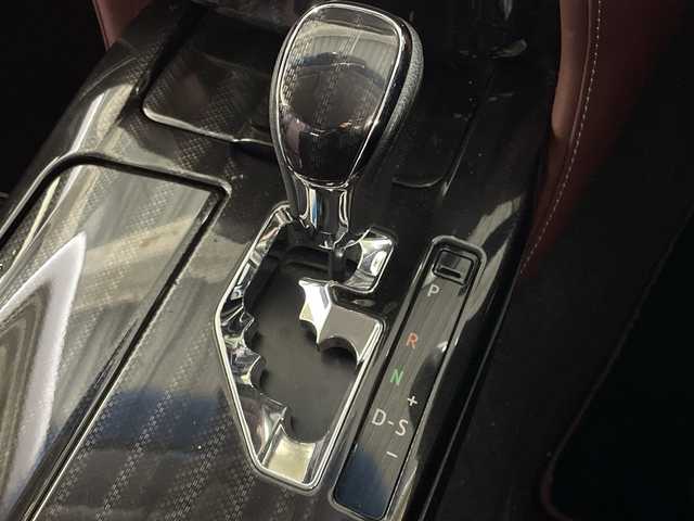 トヨタ クラウン ハイブリッド アスリートS 福岡県 2015(平27)年 9.6万km プレシャスブラックパール 純正HDDナビゲーション/フルセグテレビ/バックカメラ/パワーシート/本革シート/ETC/ハンドルヒーター/シートヒーター/シートクーラー/ドライブレコーダー前後/純正18インチアルミホイール/オートライト/スマートキー/プッシュスタートエンジン/ドアバイザー