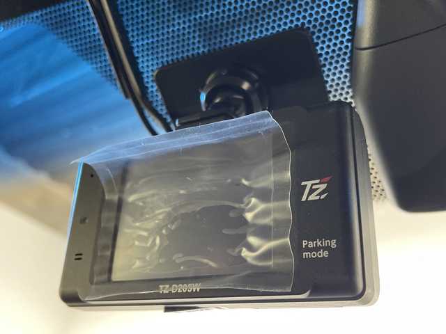 トヨタ クラウン ハイブリッド アスリートS 福岡県 2015(平27)年 9.6万km プレシャスブラックパール 純正HDDナビゲーション/フルセグテレビ/バックカメラ/パワーシート/本革シート/ETC/ハンドルヒーター/シートヒーター/シートクーラー/ドライブレコーダー前後/純正18インチアルミホイール/オートライト/スマートキー/プッシュスタートエンジン/ドアバイザー