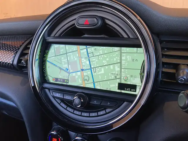 ＭＩＮＩ ミニ クーパー S 愛知県 2017(平29)年 2.6万km ミッドナイト・ブラック・メタリック JCW　パッケージ　/17インチブラックAW　/リアスポイラー　/MINIドライビングモード　/JCWレザーステアリング　　/BSM　/クルーズコントロール　/ETC/ドラレコ　/バックカメラ　/パドルシフト　/ミッドナイトブラック・メタリック