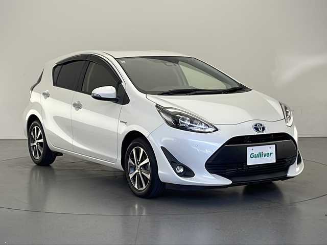 トヨタ アクア S スタイルブラック 長野県 2019(令1)年 3.9万km ホワイトパールクリスタルシャイン 純正9型SDナビ&フルセグTV&CD&DVD&BT/レーンディパーチャーアラート/パーキングサポートブレーキ/プリクラッシュセーフティ/クリアランスソナー/オートマチックハイビーム/先行車発進告知/ステアリングスイッチ/バックカメラ/ビルトインETC/LEDヘッドライト/オートライト/フロントフォグランプ/電動格納ミラー/ウィンカーミラー/純正15インチAW装着/純正フロアマット/プッシュスタート/スマートキー