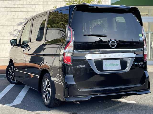 日産 セレナ e－パワー ハイウェイスター G 愛媛県 2020(令2)年 6.3万km ダイヤモンドブラック １０インチ純正ナビ/・TV/・Bluetooth/・CD/DVD/・FM/AM/・SD/スペアキー/バックカメラ/アラウンドビューモニター/ETC/前方ドライブレコーダー/プロパイロット/純正フリップダウンモニター/エマージェンシーブレーキ/両側パワースライドドア/レーダークルーズコントロール/インテリジェントルームミラー/ブラインドスポットモニター/ウィンカーミラー/オートライト/フォグランプ/ステアリングリモコン/プッシュスタート/ステアリングリモコン/純正フロアマット/ISOFIX/カーテンエアバッグ