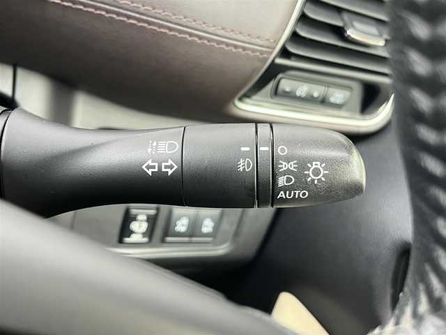 日産 セレナ e－パワー ハイウェイスター G 高知県 2020(令2)年 6.3万km ダイヤモンドブラック 純正ナビ/全方位カメラ/ドライブレコーダー/ビルトインETC/パーキングアシスト/プッシュスタート/スマートキー/スペアキー/3列目シート/両側パワースライドドア/純正フロアマット/純正16インチアルミホイール/LEDヘッドライト/デジタルインナーミラー/本革巻きステアリング/クルーズコントロール/レザーシート/オートライト/衝突被害軽減システム/盗難防止装置