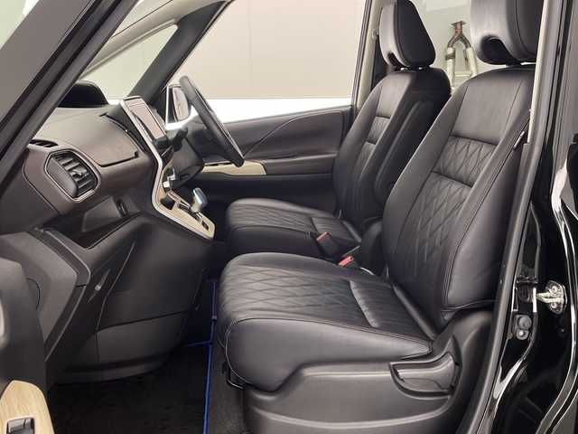 日産 セレナ e－パワー ハイウェイスター G 宮崎県 2020(令2)年 6.3万km ダイヤモンドブラック プロパイロット/エマ―ジェンシーブレーキ/LDW(車線逸脱警報）/LDP（車線逸脱防止支援）/BSW（後側方車両検知警報）/BSI(後側方衝突防止支援）/クリアランスソナー/オートマチックハイビーム/純正10インチSDナビ/フルセグTV/CD/DVD/Bluetooth/アラウンドビューモニター/純正11インチ後席フリップダウンモニター/両側パワースライドドア/ハンズフリーオートスライドドア/インテリジェントパーキングアシスト/LEDヘッドライト/ビルトインETC/純正ドライブレコーダー（DJ4-D)/純正16インチAW