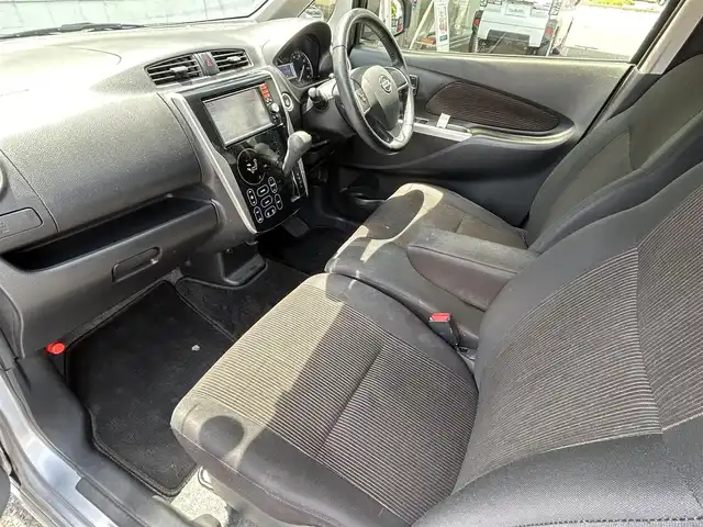 日産 デイズ ハイウェイスターG 福岡県 2015(平27)年 5.1万km クールシルバー 純正メモリナビ【MM115D-W】/　(AM/FM/CD/Bluetooth/iPod/WALKMAN/フルセグTV)/アラウンドビューモニター/バックモニター/ブレーキアシスト/純正15インチアルミホイール/電格ウィンカーミラー/ドアバイザー/ステアリングスイッチ/オートライト/社外フロアマット/ISOFIX/スペアキー×1(板キー)/保証書/取扱説明書/ナビ取扱説明書