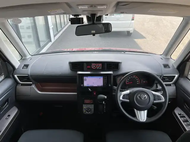 トヨタ ルーミー G S 道央・札幌 2018(平30)年 9.4万km マゼンタベリーマイカM ４WD/寒冷地仕様/純正ディーラーOPナビ/CD/SD/BT/フルセグ/スマートアシスト/衝突被害軽減ブレーキ/横滑り防止装置/クルーズコントロール/レーンキープアシスト/リヤコーナーセンサー/バックカメラ/ビルトインETC/ドライブレコーダー/アイドリングストップ/ワイパーデアイサー/両側パワースライドドア/前席シートヒーター/ステアリングリモコン/プッシュスタート/スマートキー/ハロゲンヘッドライト/オートライト/電動格納ミラー/ウィンカーミラー/純正フロアマット/ドアバイザー/スペアキー