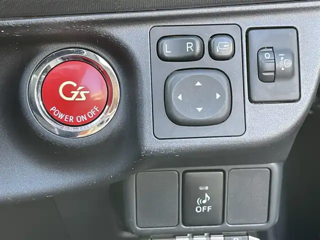 トヨタ アクア G G’s 三重県 2014(平26)年 7.9万km グレーメタリック (株)IDOMが運営する【じしゃロン四日市店】の自社ローン専用車両になります。こちらは現金またはオートローンご利用時の価格です。自社ローンご希望の方は別途その旨お申付け下さい/純正ナビ(NSCP-W62)/(ワンセグTV/CD/Bluetooth)/バックカメラ/ETC/オートライト/純正17インチアルミホイール/純正フロアマット/ハーフレザーシート/スマートキー