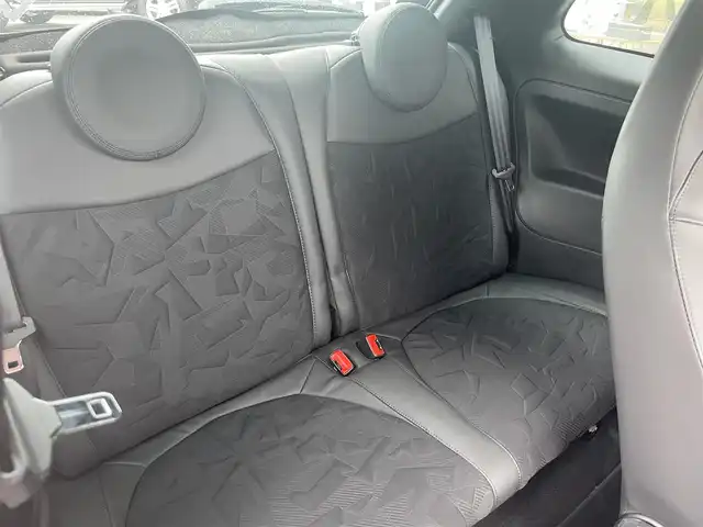アバルト ５９５ スコルピオーネオーロ 福岡県 2021(令3)年 1.4万km 黒 ２００台限定車/レコードモンツァ（マフラー）/BeatsAudioプレミアムサウンドシステム/専用ハーフレザー/社外メモリナビ　/・地デジ/・Bluetooth/・バックカメラ/ブーストメーター/ステアリングスイッチ/KONI製リアアブソーバー/純正ツインスポーク１７ＡＷ/ドラレコ/ＥＴＣ