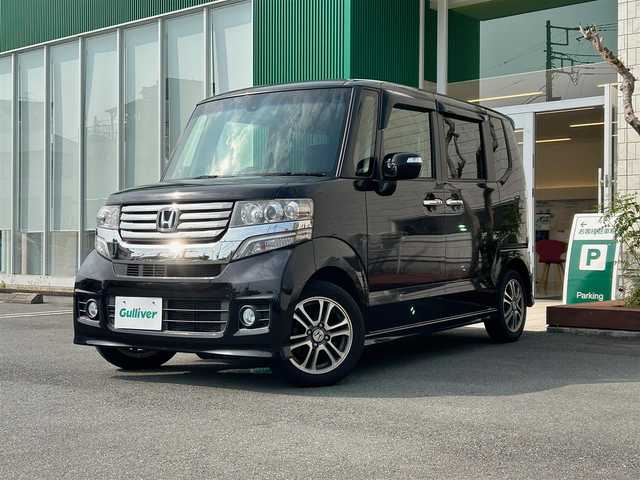 ホンダ Ｎ ＢＯＸ カスタム SSパッケージ 静岡県 2015(平27)年 6.3万km プレミアムゴールドパープルパール エンジンスタートボタン/パワーステアリング/パワーウィンドウ/保証書/取扱説明書/記録簿/オートエアコン/スマートキー/スペアキー１本/純正SDナビ（CD/BT/ワンセグ）/ドライブレコーダー前後/ベンチシート/フロアマット/両側パワースライドドア/純正アルミホイール/ABS/横滑り防止装置/盗難防止装置/オートライト/LEDヘッドライト/Wエアバック