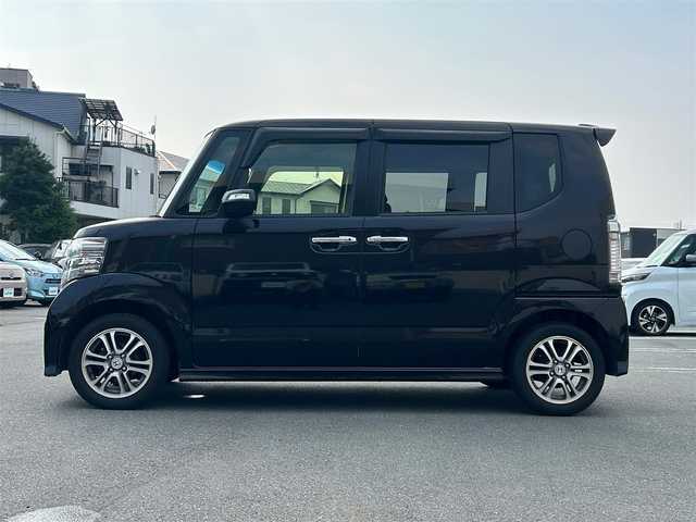 ホンダ Ｎ ＢＯＸ カスタム SSパッケージ 静岡県 2015(平27)年 6.3万km プレミアムゴールドパープルパール エンジンスタートボタン/パワーステアリング/パワーウィンドウ/保証書/取扱説明書/記録簿/オートエアコン/スマートキー/スペアキー１本/純正SDナビ（CD/BT/ワンセグ）/ドライブレコーダー前後/ベンチシート/フロアマット/両側パワースライドドア/純正アルミホイール/ABS/横滑り防止装置/盗難防止装置/オートライト/LEDヘッドライト/Wエアバック