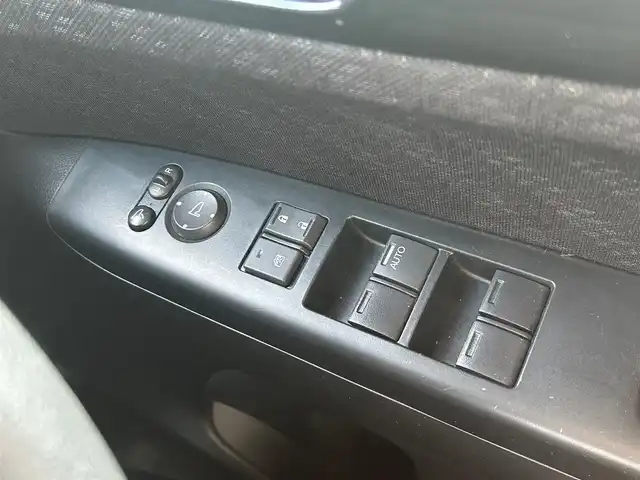 ホンダ Ｎ ＢＯＸ カスタム SSパッケージ 静岡県 2015(平27)年 6.3万km プレミアムゴールドパープルパール エンジンスタートボタン/パワーステアリング/パワーウィンドウ/保証書/取扱説明書/記録簿/オートエアコン/スマートキー/スペアキー１本/純正SDナビ（CD/BT/ワンセグ）/ドライブレコーダー前後/ベンチシート/フロアマット/両側パワースライドドア/純正アルミホイール/ABS/横滑り防止装置/盗難防止装置/オートライト/LEDヘッドライト/Wエアバック