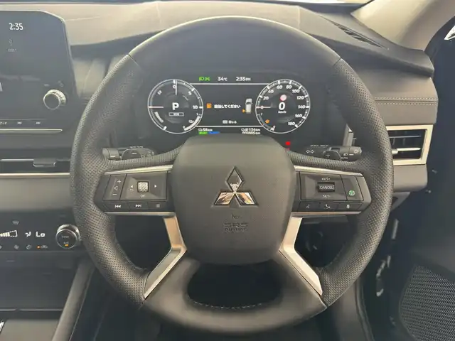 三菱 アウトランダー ＰＨＥＶ G 愛知県 2024(令6)年 0.1万km アメジストブラック 4WD/寒冷地仕様/マイパイロット/　　・レーダークルーズコントロール/　　・車線維持支援機能/メーカーオプション純正9インチスマホ連動ナビゲーション/　　・Bluetooth/フルセグTV/HDMI/マルチアラウンドモニター/ヘッドアップディスプレイ/置くだけ充電/AC100V/ステアリングリモコン/ステアリングヒーター/ハーフレザーシート/パワーシート（D席）/シートヒーター（前席）/純正テールゲートスポイラー/純正18インチアルミホイール/アダプティブLEDヘッドライト/オートマチックハイビーム/フォグランプ（前/後）/ブラインドスポットモニター/ダウンヒルアシストコントロール/スペアキー