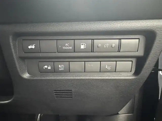 三菱 アウトランダー ＰＨＥＶ G 愛知県 2024(令6)年 0.1万km アメジストブラック 4WD/寒冷地仕様/マイパイロット/　　・レーダークルーズコントロール/　　・車線維持支援機能/メーカーオプション純正9インチスマホ連動ナビゲーション/　　・Bluetooth/フルセグTV/HDMI/マルチアラウンドモニター/ヘッドアップディスプレイ/置くだけ充電/AC100V/ステアリングリモコン/ステアリングヒーター/ハーフレザーシート/パワーシート（D席）/シートヒーター（前席）/純正テールゲートスポイラー/純正18インチアルミホイール/アダプティブLEDヘッドライト/オートマチックハイビーム/フォグランプ（前/後）/ブラインドスポットモニター/ダウンヒルアシストコントロール/スペアキー