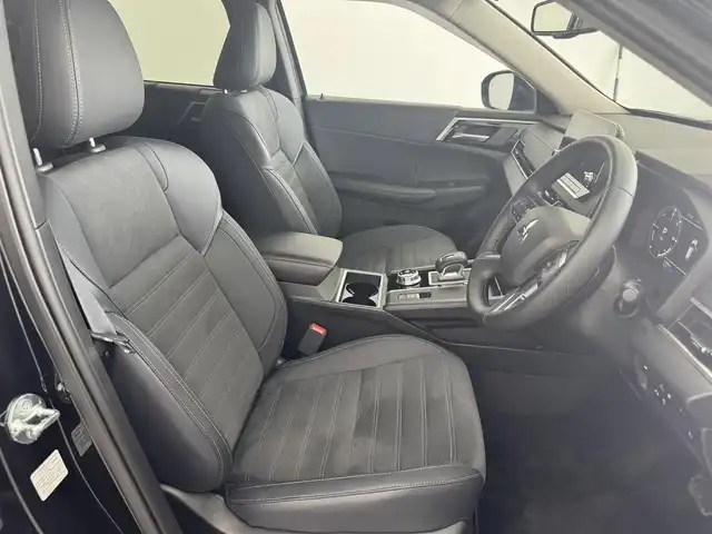 三菱 アウトランダー ＰＨＥＶ G 愛知県 2024(令6)年 0.1万km アメジストブラック 4WD/寒冷地仕様/マイパイロット/　　・レーダークルーズコントロール/　　・車線維持支援機能/メーカーオプション純正9インチスマホ連動ナビゲーション/　　・Bluetooth/フルセグTV/HDMI/マルチアラウンドモニター/ヘッドアップディスプレイ/置くだけ充電/AC100V/ステアリングリモコン/ステアリングヒーター/ハーフレザーシート/パワーシート（D席）/シートヒーター（前席）/純正テールゲートスポイラー/純正18インチアルミホイール/アダプティブLEDヘッドライト/オートマチックハイビーム/フォグランプ（前/後）/ブラインドスポットモニター/ダウンヒルアシストコントロール/スペアキー