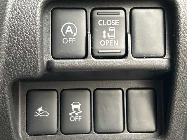 日産 デイズ ルークス HWS X Vセレ +SeftyⅡ 茨城県 2015(平27)年 7.3万km ブラック 純正７インチＳＤナビ【MC314D-W】/(地デジTV・CD・DVD・BT・ラジオ再生)/片側パワースライドドア/衝突軽減システム/横滑り防止機能/ETC/純正14インチアルミホイール/純正フロアマット/スマートキー/プッシュスタート