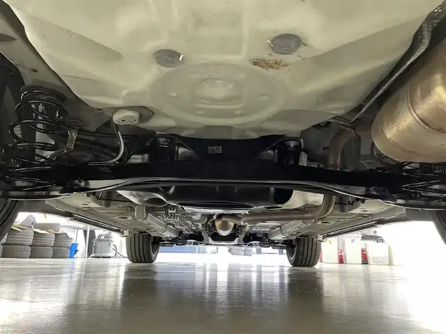 トヨタ ヤリスクロス G 熊本県 2020(令2)年 2.8万km ホワイトパールクリスタルシャイン モデリスタエアロ/純正8インチナビ/（Bluetooth/USB/Miracast）/追従クルーズコントロール/ブラインドスポットモニター/パワーシート/シートヒーター/ステアリングヒーター/パワーバックドア/純正LEDヘッドライト/オートマチックハイビーム/純正１９AW/コーナーセンサー/ドライブレコーダー/スマートキー