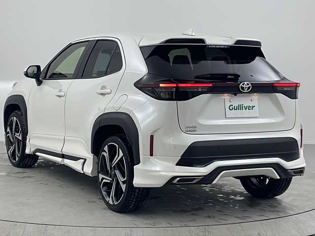 トヨタ ヤリスクロス G 熊本県 2020(令2)年 2.8万km ホワイトパールクリスタルシャイン モデリスタエアロ/純正8インチナビ/（Bluetooth/USB/Miracast）/追従クルーズコントロール/ブラインドスポットモニター/パワーシート/シートヒーター/ステアリングヒーター/パワーバックドア/純正LEDヘッドライト/オートマチックハイビーム/純正１９AW/コーナーセンサー/ドライブレコーダー/スマートキー