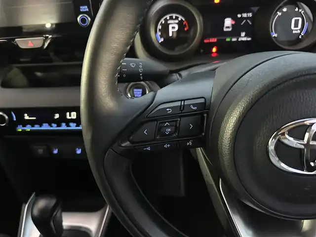 トヨタ ヤリスクロス G 熊本県 2020(令2)年 2.8万km ホワイトパールクリスタルシャイン モデリスタエアロ/純正8インチナビ/（Bluetooth/USB/Miracast）/追従クルーズコントロール/ブラインドスポットモニター/パワーシート/シートヒーター/ステアリングヒーター/パワーバックドア/純正LEDヘッドライト/オートマチックハイビーム/純正１９AW/コーナーセンサー/ドライブレコーダー/スマートキー