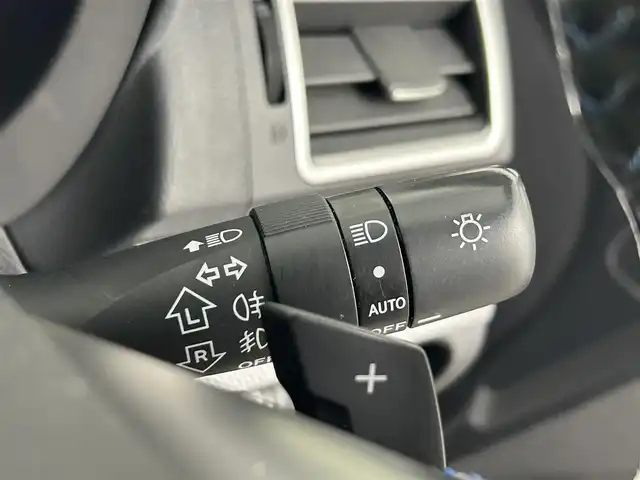 スバル レヴォーグ 1．6GT－S アイサイト 道央・札幌 2014(平26)年 6.9万km クリスタルホワイトP ・４WD/・社外SDナビ/　BT／CD／DVD／SD／フルセグ/・社外ETC/・バックカメラ/・アイサイト/・衝突軽減ブレーキ/・先行車捕捉/・先行車発進お知らせ/・レーンキープアシスト/・後退速度リミッター/・ヒルスタートアシスト/・SI-DRIVE/・パドルシフト/・前席パワーシート/・純正フロアマット/・純正サマー18インチAW/・LEDヘッドライト/・オートライト/・フロントフォグライト/・バックフォグライト/・プッシュスタート/・スマートキー/・スペアキー/・LEDアクセサリライナー/・ドアミラーウィンカー/・ドアバイザー/・トノカバー