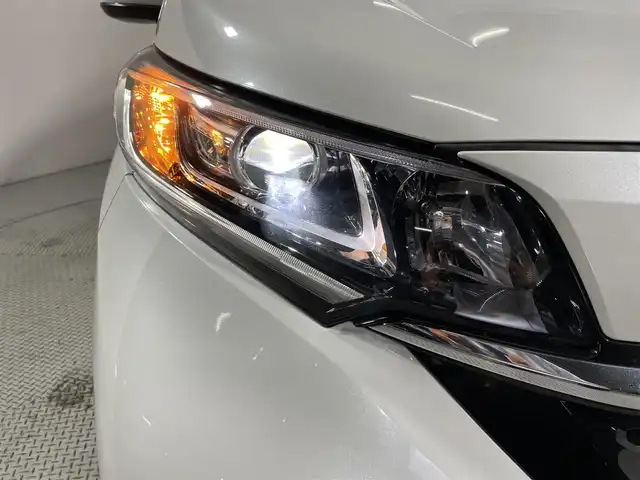 ホンダ フリード G ホンダセンシング 大阪府 2022(令4)年 1.5万km プラチナホワイトパール 純正ナビ バックカメラ ハーフレザー シートヒーター レーダークルコン 衝突軽減ブレーキ レーンアシスト 両側パワースライドドア オートライト アイドリングストップ ETC