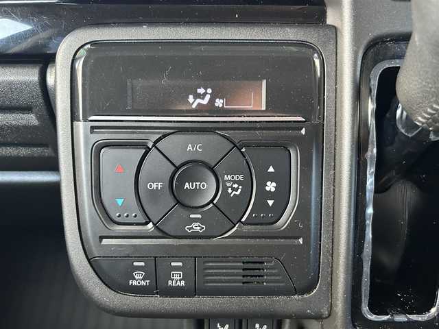 スズキ スペーシア カスタム HYBRID XS 福島県 2025(令7)年 0.8万km ブルーイッシュブラックパール3 ・HYBRID XS 全方位モニター付メモリーナビゲーション/　　スズキコネクト対応通信機装着車/・デュアルセンサーブレーキサポートII/・運転席・助手席・サイド・カーテンエアバック/・１か月　６か月点検済/・ワンオーナー/・純正ナビフルセグTV：BT/・アラウンドビューモニター/・スロットルコントローラー/・ハーフレザーシート/・シートヒーター/・ステアリングヒーター/・クルーズコントロール/・ステアリングリモコン/・両側パワースライドドア/・リアサーキュレーター/・純正１５インチアルミ/・スマートキー/・プッシュスタート/・アームレスト/・オートライト/・LEDヘットライト/・LEDフォグライト/・DSBS/・LDP/・ACC/・標識認識/・発信車お知らせ/・コーナーセンサー/・保証書/・取説