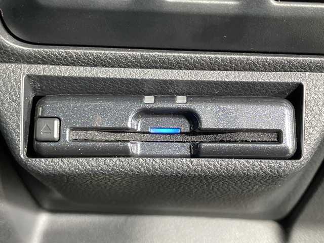 スバル フォレスター スポーツ 神奈川県 2021(令3)年 1.5万km ジャスパーグリーンM アイサイト/純正8型ナビ【CN-FX800D】/・BT/フルセグTV/CD/DVD/SD/USB/バック/サイド/フロントカメラ/ハーフレザーシート/パワーシート(D/N)/シートヒーター(D/N)/メモリシート(D)/電動サイドブレーキ/オートブレーキホールド/アイドリングストップ機能/SRH/ETC/前後ドライブレコーダー/デジタルインナーミラー/革巻きステアリング/ステアリングスイッチ/Autoライト/パドルシフト/ステアリングヒーター/スマートキー/プッシュスタートボタン/LEDヘッドライト/フォグランプ/SNOW/MUDモード/電動格納ミラー　/ウィンカーミラー/純正フロアマット/純正18インチアルミホイール