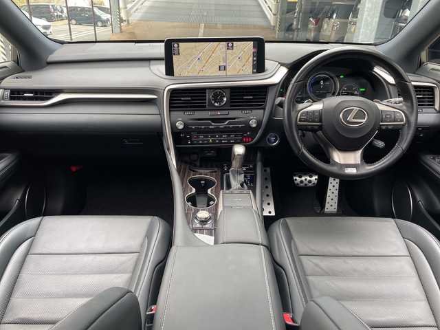 レクサス ＲＸ 450h Fスポーツ 広島県 2021(令3)年 3.7万km ホワイトノーヴァガラスフレーク 禁煙/ムーンルーフ/TRDエアロ（F/S/R）/レクサスセーフティ/・プリクラッシュセーフティ/・レーンディパーチャーアラート/・レーダークルーズコントロール/・オートマチックハイビーム/・先行車発進お知らせ/BSM/RCTA/HUD/クリアランスソナー/純正ナビ/・フルセグ/CD/DVD/Blu-ray/SD/REC/USB/AUX/スマホ連携/パノラミックビューモニター/革巻きステアリング/パドルシフト/ステアリングヒーター/オートライト/パワーバックドア/D/Nパワーシート/シートメモリー/全席シートヒーター/D/Nベンチレーション/LEDヘッドライト/フォグランプ/スマートキー/プッシュスタート/100V1500W電源/前後ドライブレコーダー（TZ-D205W）/ETC2.0