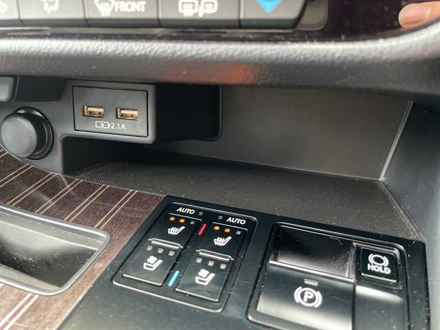 レクサス ＲＸ 450h Fスポーツ 広島県 2021(令3)年 3.7万km ホワイトノーヴァガラスフレーク 禁煙/ムーンルーフ/TRDエアロ（F/S/R）/レクサスセーフティ/・プリクラッシュセーフティ/・レーンディパーチャーアラート/・レーダークルーズコントロール/・オートマチックハイビーム/・先行車発進お知らせ/BSM/RCTA/HUD/クリアランスソナー/純正ナビ/・フルセグ/CD/DVD/Blu-ray/SD/REC/USB/AUX/スマホ連携/パノラミックビューモニター/革巻きステアリング/パドルシフト/ステアリングヒーター/オートライト/パワーバックドア/D/Nパワーシート/シートメモリー/全席シートヒーター/D/Nベンチレーション/LEDヘッドライト/フォグランプ/スマートキー/プッシュスタート/100V1500W電源/前後ドライブレコーダー（TZ-D205W）/ETC2.0