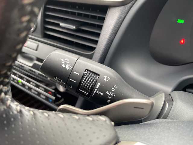 レクサス ＲＸ 450h Fスポーツ 広島県 2021(令3)年 3.7万km ホワイトノーヴァガラスフレーク 禁煙/ムーンルーフ/TRDエアロ（F/S/R）/レクサスセーフティ/・プリクラッシュセーフティ/・レーンディパーチャーアラート/・レーダークルーズコントロール/・オートマチックハイビーム/・先行車発進お知らせ/BSM/RCTA/HUD/クリアランスソナー/純正ナビ/・フルセグ/CD/DVD/Blu-ray/SD/REC/USB/AUX/スマホ連携/パノラミックビューモニター/革巻きステアリング/パドルシフト/ステアリングヒーター/オートライト/パワーバックドア/D/Nパワーシート/シートメモリー/全席シートヒーター/D/Nベンチレーション/LEDヘッドライト/フォグランプ/スマートキー/プッシュスタート/100V1500W電源/前後ドライブレコーダー（TZ-D205W）/ETC2.0