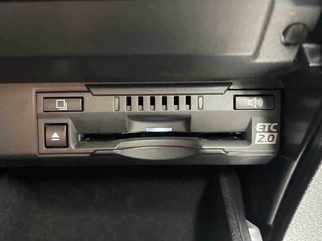 レクサス ＲＸ 450h Fスポーツ 広島県 2021(令3)年 3.7万km ホワイトノーヴァガラスフレーク 禁煙/ムーンルーフ/TRDエアロ（F/S/R）/レクサスセーフティ/・プリクラッシュセーフティ/・レーンディパーチャーアラート/・レーダークルーズコントロール/・オートマチックハイビーム/・先行車発進お知らせ/BSM/RCTA/HUD/クリアランスソナー/純正ナビ/・フルセグ/CD/DVD/Blu-ray/SD/REC/USB/AUX/スマホ連携/パノラミックビューモニター/革巻きステアリング/パドルシフト/ステアリングヒーター/オートライト/パワーバックドア/D/Nパワーシート/シートメモリー/全席シートヒーター/D/Nベンチレーション/LEDヘッドライト/フォグランプ/スマートキー/プッシュスタート/100V1500W電源/前後ドライブレコーダー（TZ-D205W）/ETC2.0