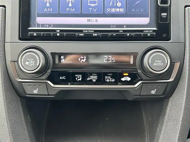 ホンダ シビック ハッチバック ホンダセンシング 群馬県 2018(平30)年 4.8万km フレームレッド 6ＭＴ車/純正メモリーナビ/CD/DVD/FM/AM/Bluetooth/SD/iPod/USB/フルセグTV/バックカメラ/ホンダセンシング/・衝突軽減ブレーキ/・路外逸脱抑制機能/・車線維持支援システム/・先行車発進お知らせ機能/・標識認識機能/・アダプティブクルーズコントロール/ビルトインＥＴＣ/前席シートヒーター/電子パーキングブレーキ/ブレーキホールド/オートライト/8スピーカー/純正フロアマット/社外アルミ/スペアキー/取扱説明書/保証書