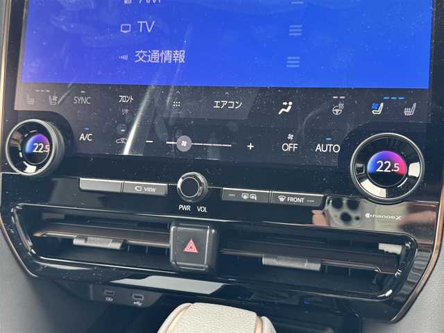 トヨタ アルファード Z 滋賀県 2024(令6)年 1.3万km プラチナホワイトパールマイカ 禁煙車/左右独立ムーンルーフ/純正１４型ナビ/【フルセグＴＶ/Bluetooth//AppleCarPlay/AndroidAuto】/ＥＴＣ２．０/全方位カメラ/Toyota Safety Sense/・プリクラッシュセーフティ/・緊急時操舵支援（アクティブ操舵機能付）/・フロントクロストラフィックアラート/・レーンチェンジアシスト/・レーントレーシングアシスト/・レーンディパーチャーアラート/・レーダークルーズコントロール/・アダプティブハイビームシステム/・オートマチックハイビーム/・ロードサインアシスト/・ドライバー異常時対応システム/・プロアクティブドライビングアシスト/・発進遅れ告知機能/BSM/レザーシート/エグゼクティブパワーシート/・シートヒーター/・シートベンチレーション/ハンドルヒーター/両側パワースライドドア/パワーバックドア